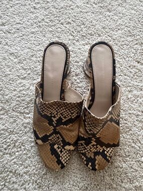 Woven Print Mules in Brown